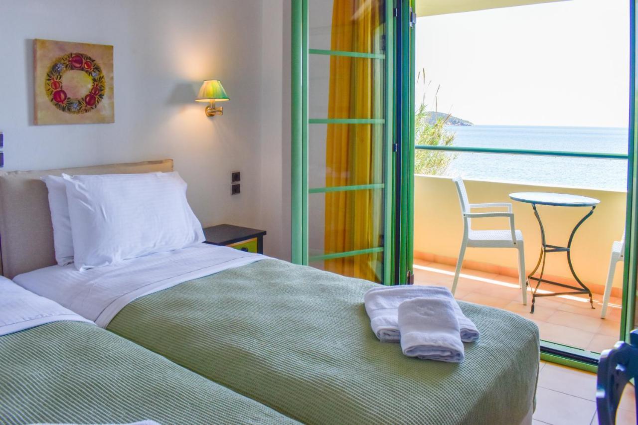 Hotel Dafni Skiathos Town Bagian luar foto