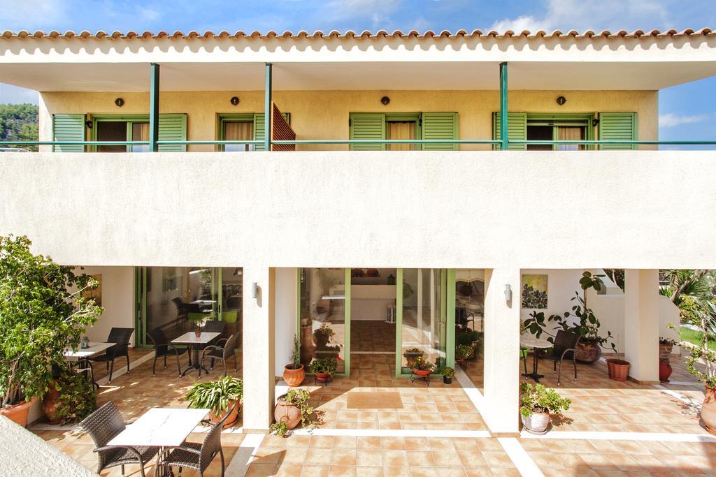 Hotel Dafni Skiathos Town Bagian luar foto